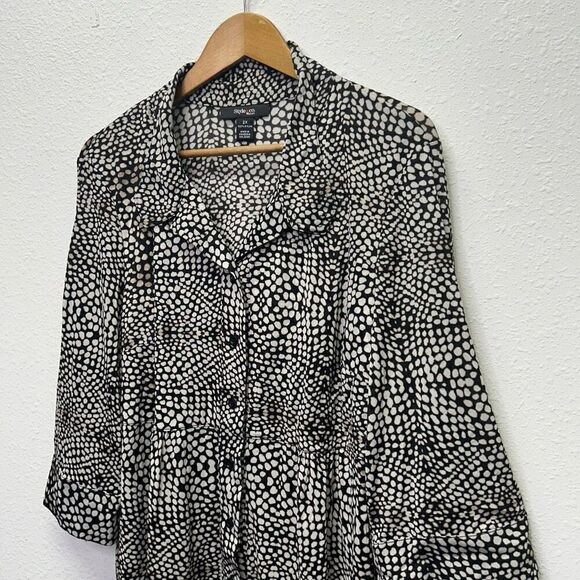 Style & Co Women's NWT 2X Black Polka Dot Button Up Nylon 3/4 Sleeve Top - Picture 2 of 13